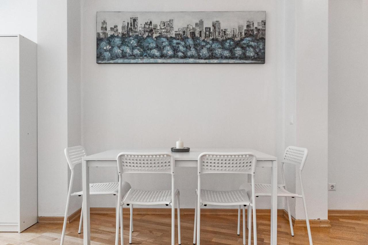 Gasometer Apartment - Designer Building With Amazing View Βιέννη Εξωτερικό φωτογραφία
