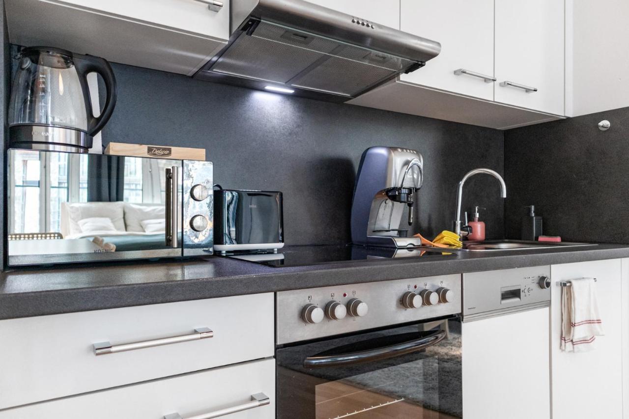 Gasometer Apartment - Designer Building With Amazing View Βιέννη Εξωτερικό φωτογραφία